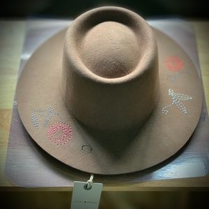 Floral Embroidered Lucky Brand Hat | Tan